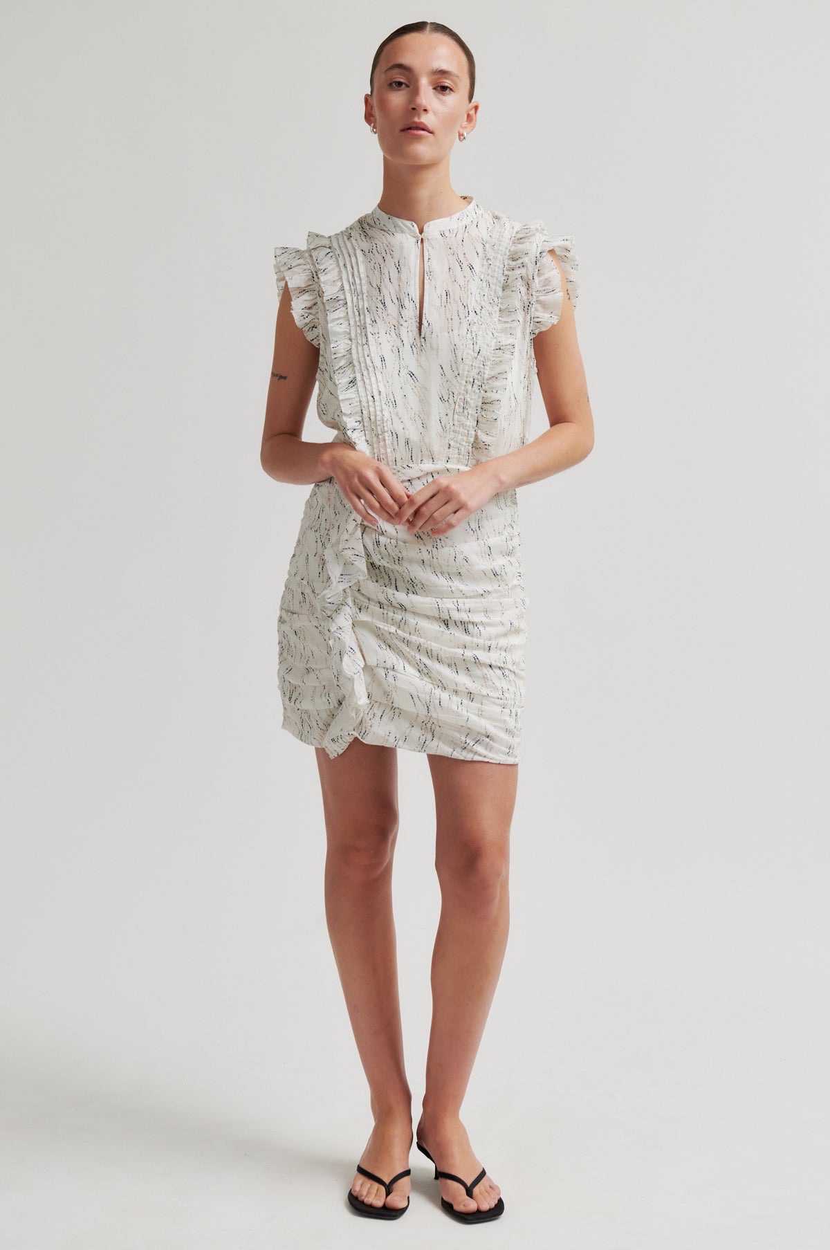 THE SALIX DRESS 5 THE SALIX DRESS - Image 5